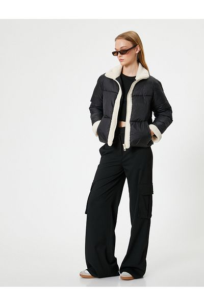 Koton Short Puffer Jacket with Plush Detail - Zippered Pockets
