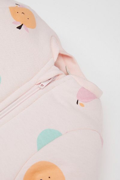 DeFacto Baby-Schlafsack für Mädchen mit Fruchtmuster und Reißverschluss – langärmlig, gekämmte Baumwolle D6804a5ns