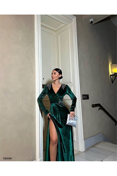 Trendusfashion Βελούδινο μακρυμάνικο βραδινό φόρεμα με λεπτομέρεια από πέτρα - Κομψό και κομψό σχέδιο