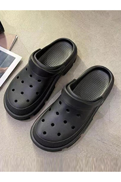 Sneak-a-Peek By Styli Cut-Out Detail Hollow Clogs