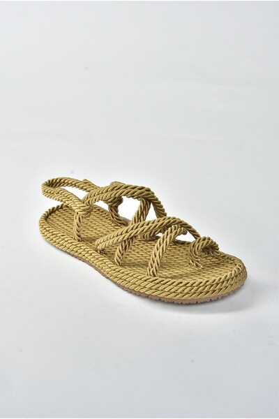 Fox Shoes Златни дамски сандали от плат F470135104