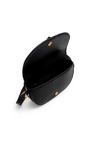 Call it Spring Women's Black Cross Body Bag With Multi Pocket Interior