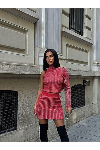 AYSAMOOD Women's Knitwear Red Half Turtleneck Glitter Shiny Skirt Suit 2-Piece Set