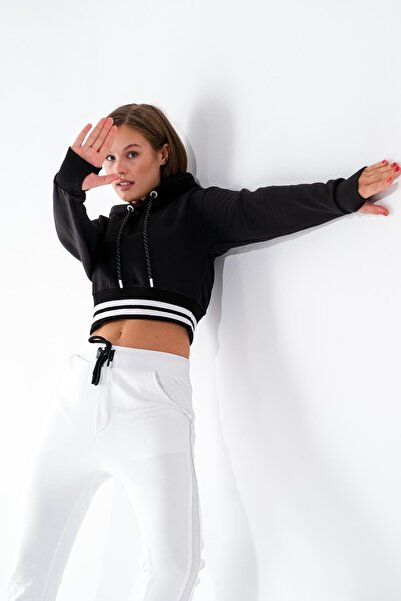 Signature Style 724500 _Γυναικείο πλεκτό με κουκούλα Crop φούτερ