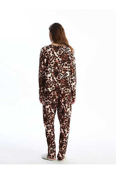 LC Waikiki LCW DREAM Kahverengi Bisiklet Yaka Leopar Desenli Polar Kadın Pijama Takımı