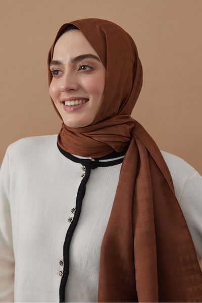 Modakaşmir شال بنمط مثلث من سلسلة الجاكار الناعمة