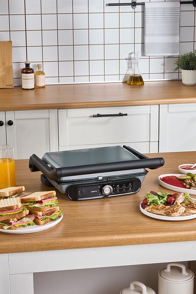 Karaca Gastro Grill Pro 2400W Grill and Toaster Anthracite