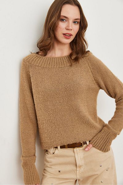 Olalook Camel Color Soft Textured Boat Neck Women's Knitwear Sweater - Kzk- 19000908