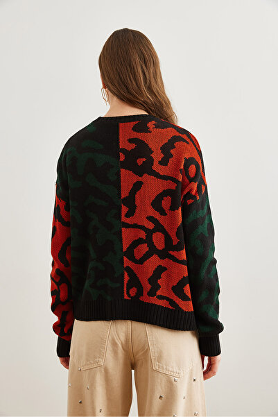 Olalook Kadın Zümrüt Yeşili Leopar Bloklu Triko Kazak KZK-19000832