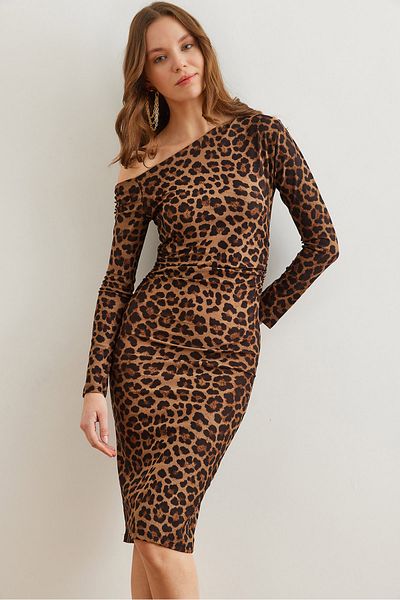 Olalook Women's Coffee Leopard Boat Neck Knitted Mini Dress Elb- 19002316