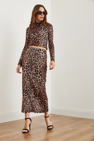 Olalook Women's Brown Suede Textured Leopard Pencil Skirt Etk- 19000290