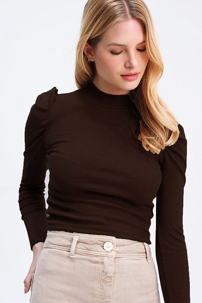 Trend Alaçatı Stili Bitter Brown Damen-Unterhemdbluse mit halbem Rollkragen und Prinzessinnenärmeln ALC-X5042