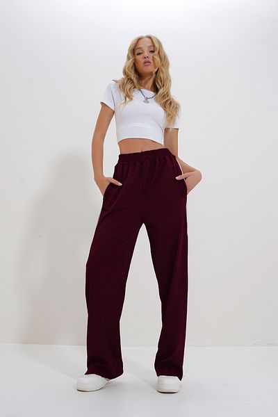Trend Alaçatı Stili Women's Burgundy Double Pocket Elastic Side Stripe Wide Leg Pants Alc-X12713