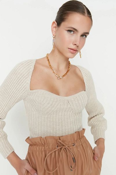 Trendyol Collection Stone Crop Strickpullover mit Herzkragen TWOAW22KZ1760