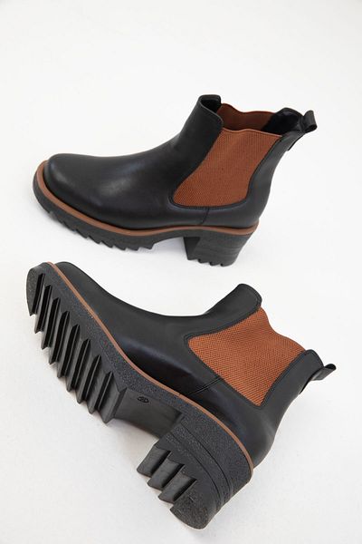SOHO Women's Black Boots - 19940 Model Bootie