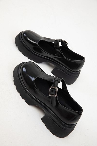 SOHO Schwarze Damen-Loafer-Schuhe aus Lackleder 20107