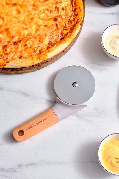 Karaca Refika 18.8 cm Pizza Slicer - Wooden Handle