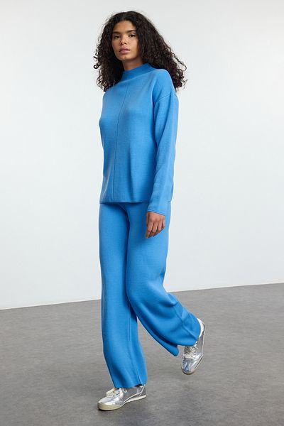 Trendyol Collection Kék állógalléros kötöttáru alsó-felső készlet TWOAW21AU0060