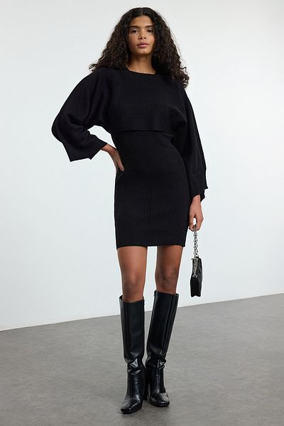 Trendyol Collection Mini dzianinowy bolerko i sukienka - czarny Twoaw25El00056