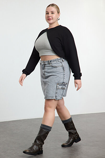 Trendyol Curve Μαύρο πλεκτό φούτερ ασύμμετρης κοπής - Λεπτομέρεια κοπής, συν μέγεθος TBBAW25AO00007