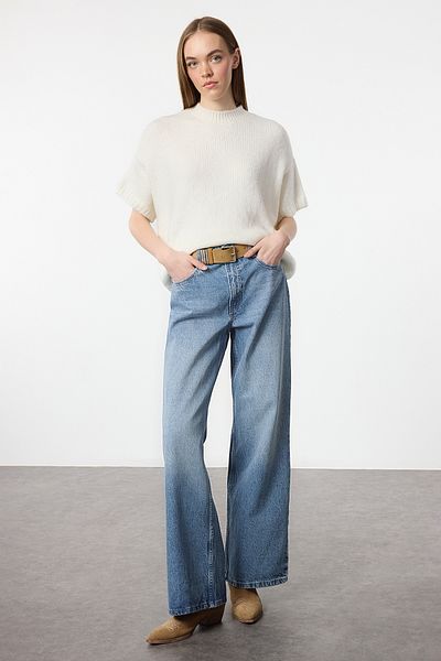 Trendyol Collection Soft Texture Wide Fit Ecru Knitwear Sweater - Twoaw25Kz00021