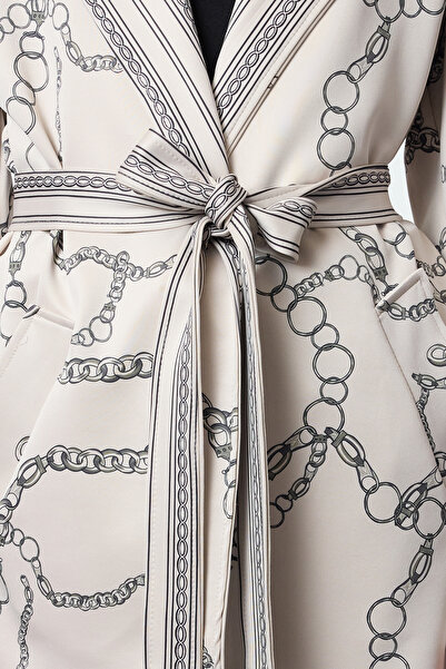 Trendyol Modest Μπουφάν με διπλό γιακά με μοτίβο Mink Scuba - TCTAW25CK00006