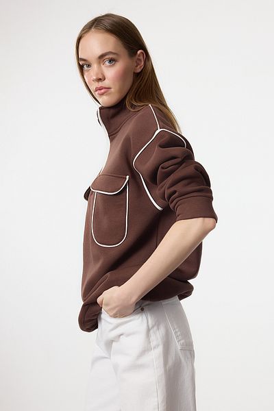 Trendyol Modest Καφέ φούτερ με φερμουάρ και λεπτομέρεια τσέπης TCTAW25TW00003