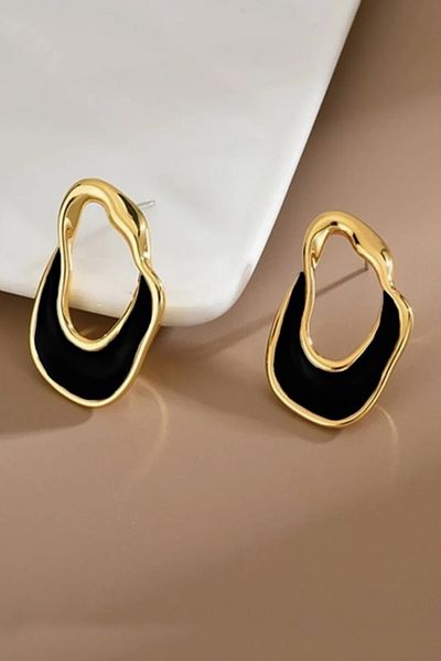 MAZEN Asymmetrical Vintage Earrings - Enameled Gold Color