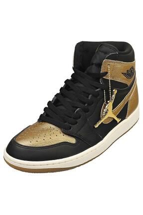 Nike air jordans black and gold hotsell