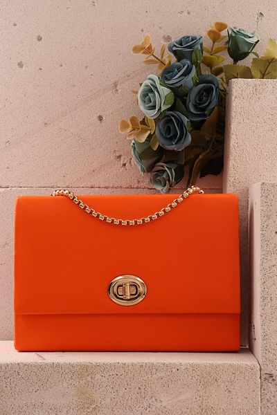 weem bag Чанта Weembag 414 Matte с верижка и заключена презрамка