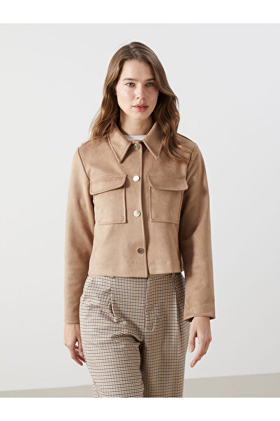 LC Waikiki سترة نسائية ذات مظهر من الجلد السويدي ذات ياقة قميص بني اللون من L...