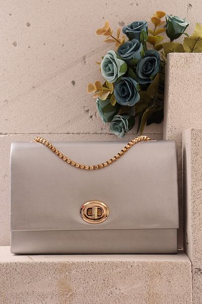 weem bag Чанта Weembag 414 Matte с верижка и заключена презрамка