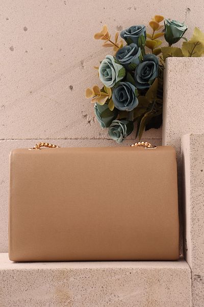 weem bag Чанта Weembag 414 Matte с верижка и заключена презрамка