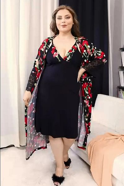by İGP Floral Patterned Black Viscose Fabric 2-Piece Nightgown Dressing Gown Set