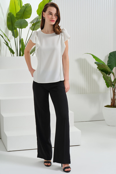 Naramaxx Taş Detaylı Kolu Fırfırlı Bluz