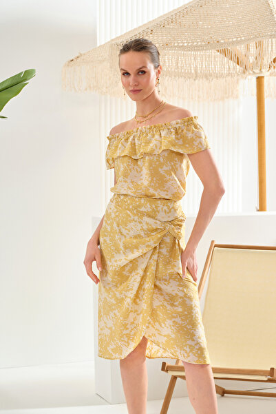 Naramaxx Madonna Yaka Fırfırlı Bluz