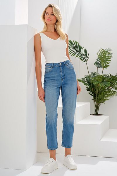 Naramaxx Mom Fit Denim Trousers