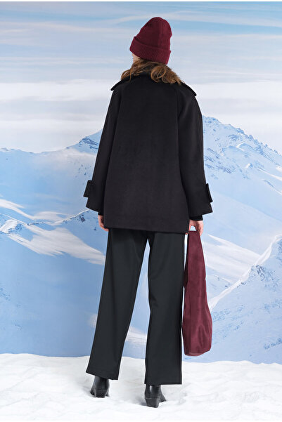 HEQA Kısa Kruvaze Kaban Siyah