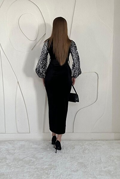 Elbee Fashion Woman Βελούδινο φόρεμα με παγιέτες με λεπτομέρεια