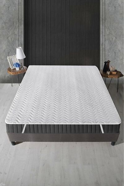 Skygo Mattress Quilted Four Corner Rubber Mattress Protector 100*200 cm