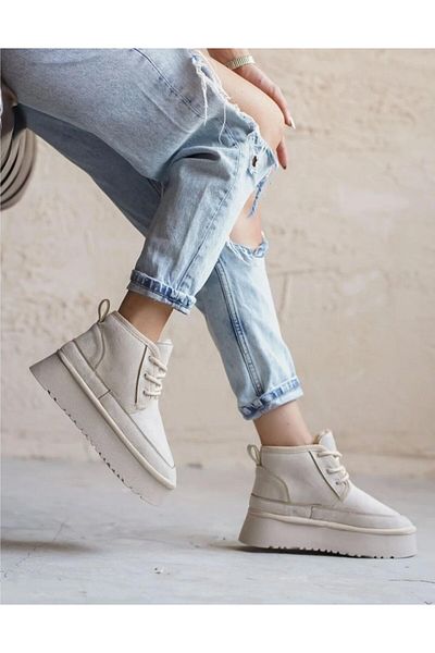 Pine Cone Sheepskin Lace-Up Thick Sole Women's Boots