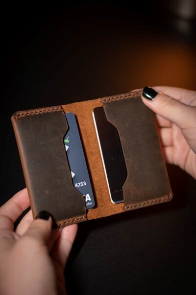 minimal X design Minimal X Fold Kartlık - Taba Crazy - Minimalist, Şık, Sağlam - El Yapımı