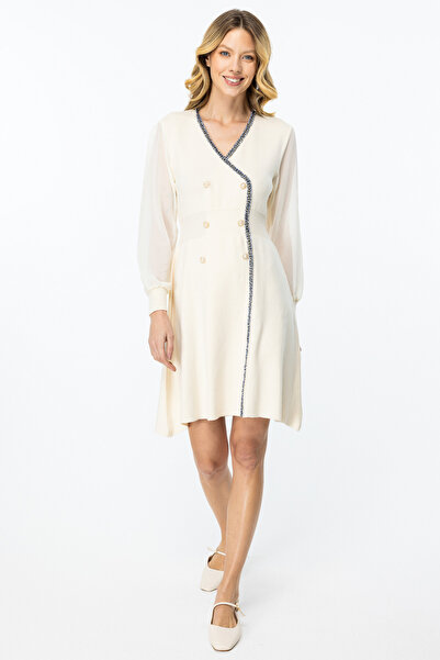 ON İnci Düğme Detaylı Midi Boy Elbise