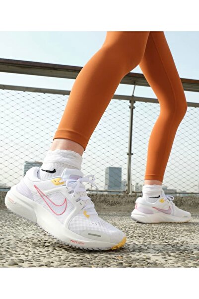 Nike Air Zoom Vomero 16 Kadın Koşu Antreman Ayakkabısı