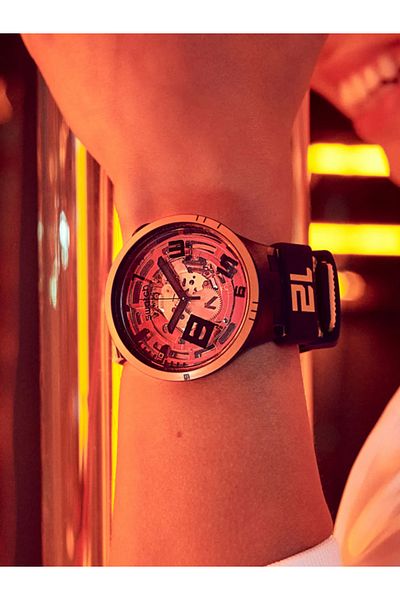 Swatch Sb01b127 Oops!Unisex Wristwatch