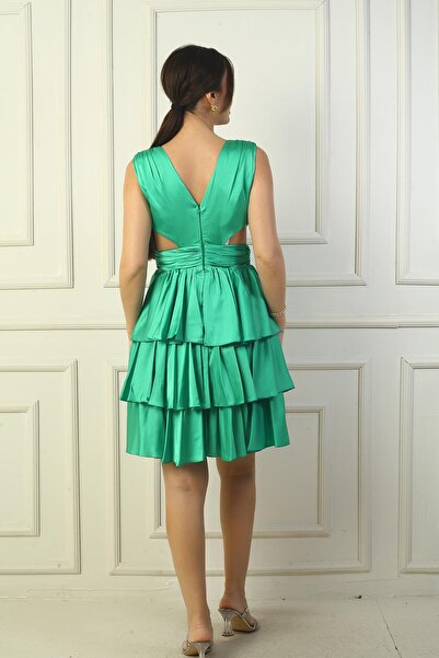 By Saygı Women's Front Back V Neck Low-Cut Low-Cut Lined Layered Satin Short Dress