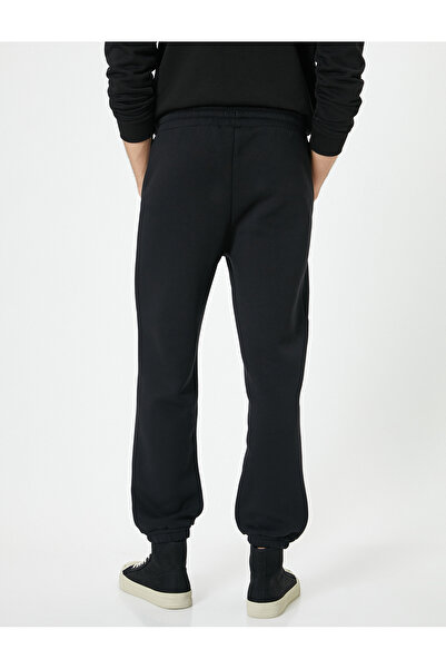Koton Φούτερ Jogger με κορδόνια στη μέση και λεπτομέρεια τσέπης