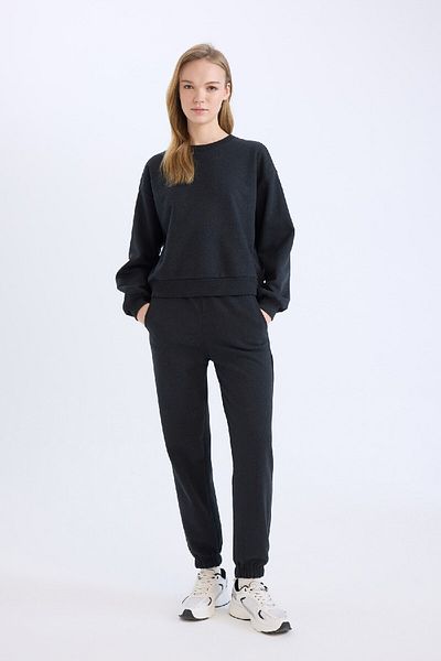 DeFacto 2-teiliges Set mit normaler Passform – Jogginghose mit dehnbarer Taille und dickem Rundhalsausschnitt D8022axns