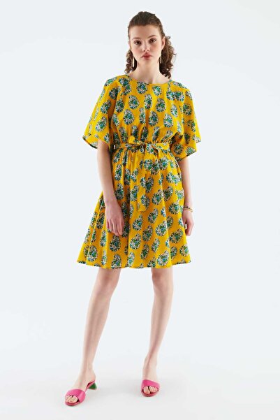 Roman Kuşaklı Desenli Günlük Elbise Standart Renk Y2269108_089