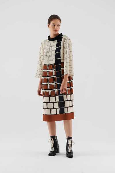 Roman Kare Desenli Günlük Elbise Standart Renk K2311017_089